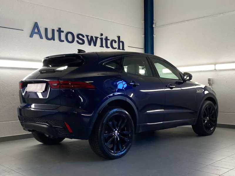 Jaguar E-Pace P300e AWD R-DYNAMIC SE - Plug-in Hybrid Image 6