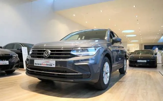 Volkswagen Tiguan 1.5TSI 150PK 6V*NIEUW MODEL*STOCK & TOPPRI Image 1