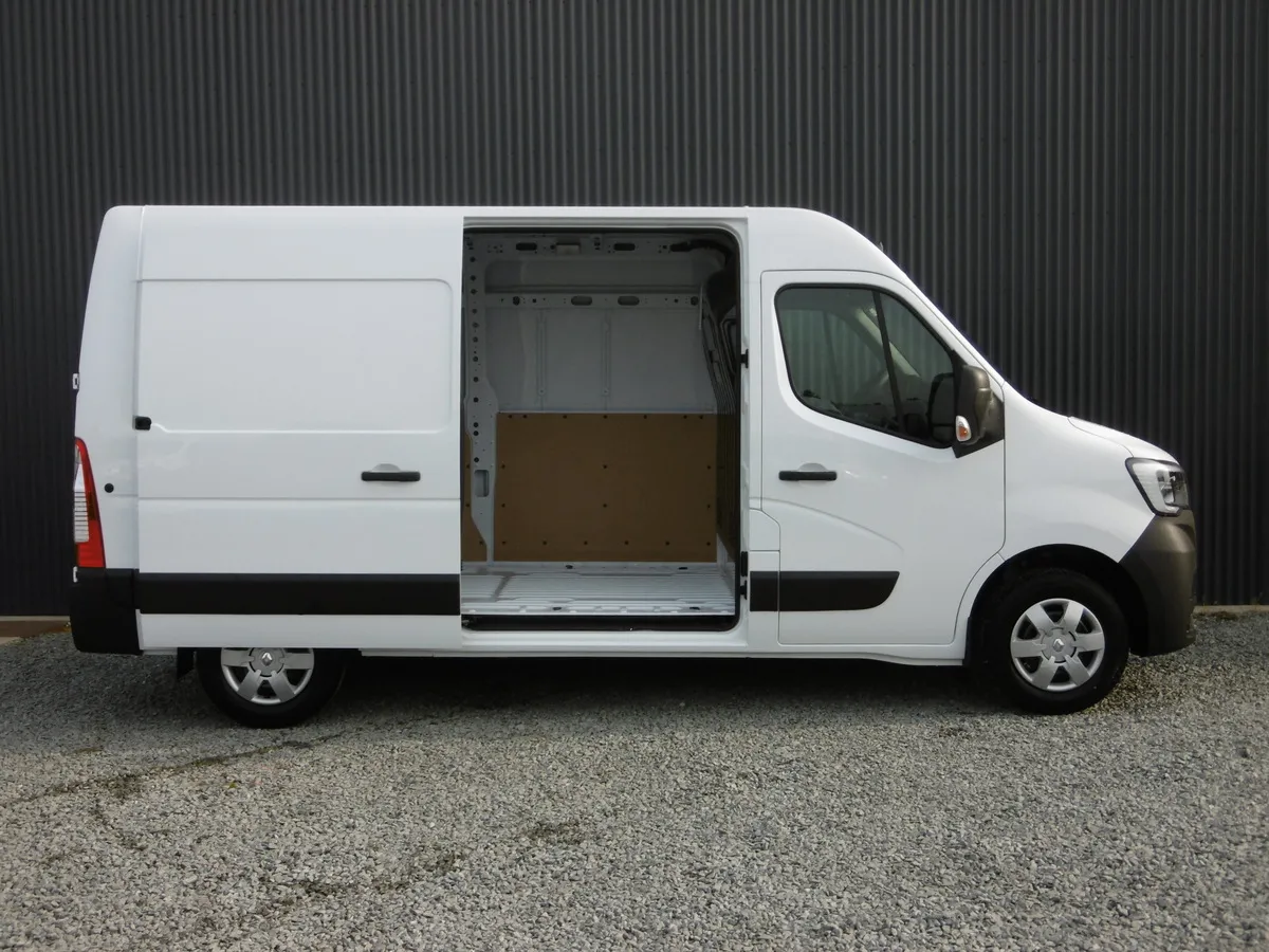 Citroen JUMPY FT M BLUEHDI 145 DRIVER Image 4